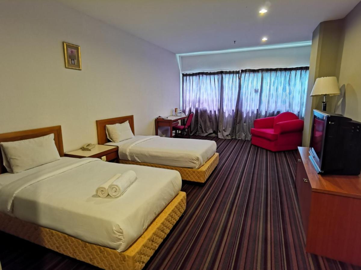 Folkmeldrum Hotel Джохор-Бару Экстерьер фото