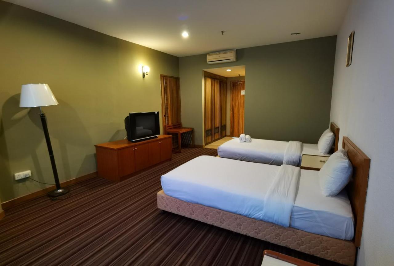 Folkmeldrum Hotel Джохор-Бару Экстерьер фото